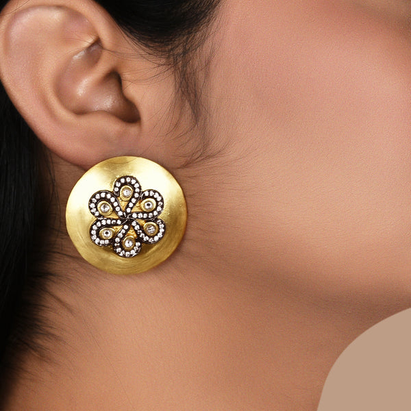 Flower Frill earrings